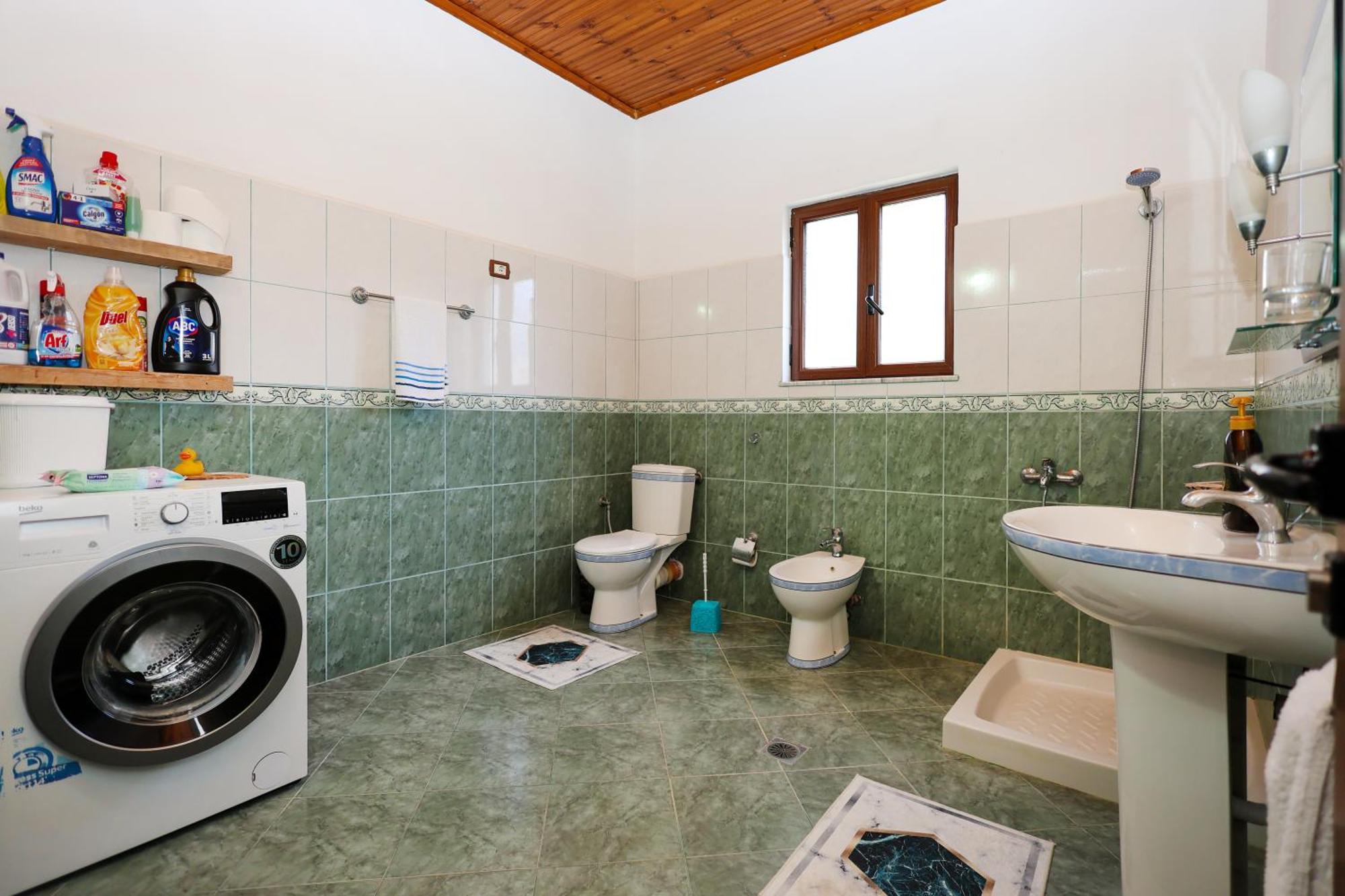Villa Kevin Berat Exterior foto